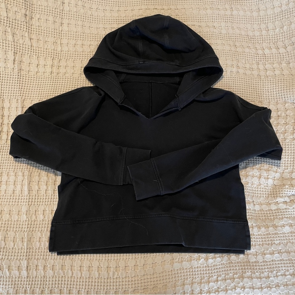 Women’s Cropped Lululemon Hoodie